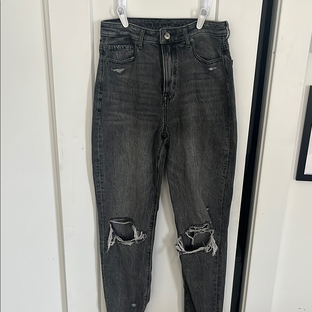 American Eagle Outfitters Black Boyfriend Jeans Distressed